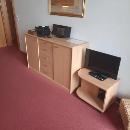 Apartment Lyso En Soly *